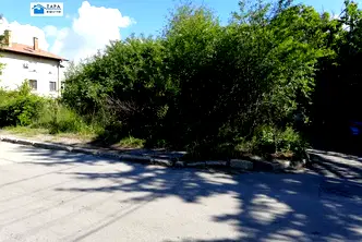 Парцел в Банкя