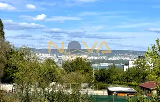 Парцел във Варна, Аспарухово