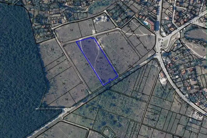 Парцел във Варна, Аспарухово