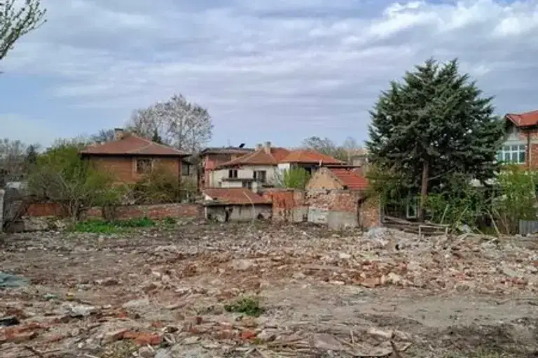 Plot in Kyrdjali, Baikal
