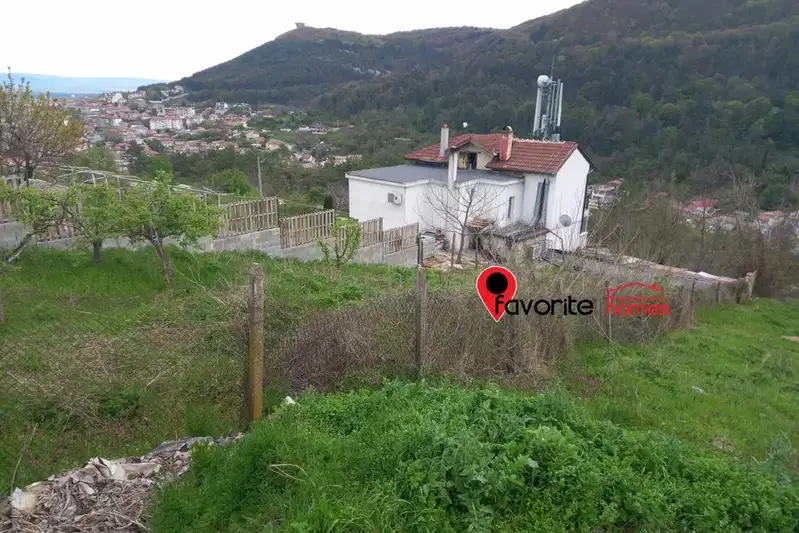Парцел в Шумен, Боян Българанов 2