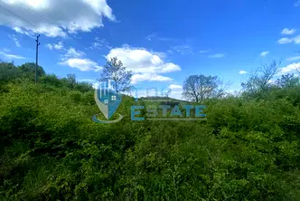 Парцел във Велико Търново, Бузлуджа