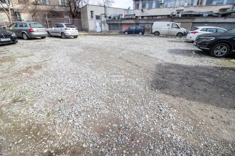 Парцел в Сливен, Център