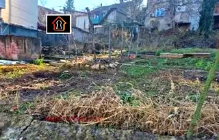 Парцел във Враца, Център