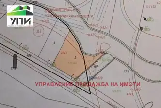Парцел в Ловеч, Червен бряг