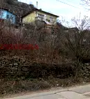 Парцел в Ловеч, Дръстене