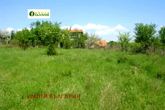 Парцел във Варна, Галата