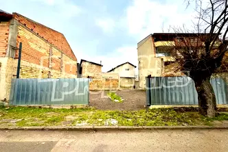 Парцел във Варна, Христо Ботев