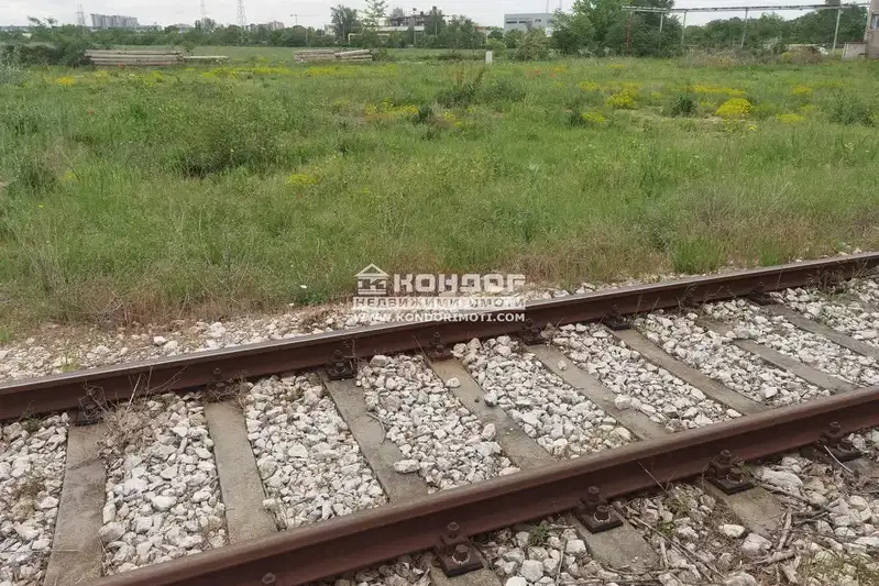 Plot in Plovdiv, Industrialna Zona - Yug