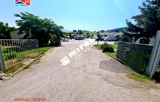 Парцел в Перник, Калкас