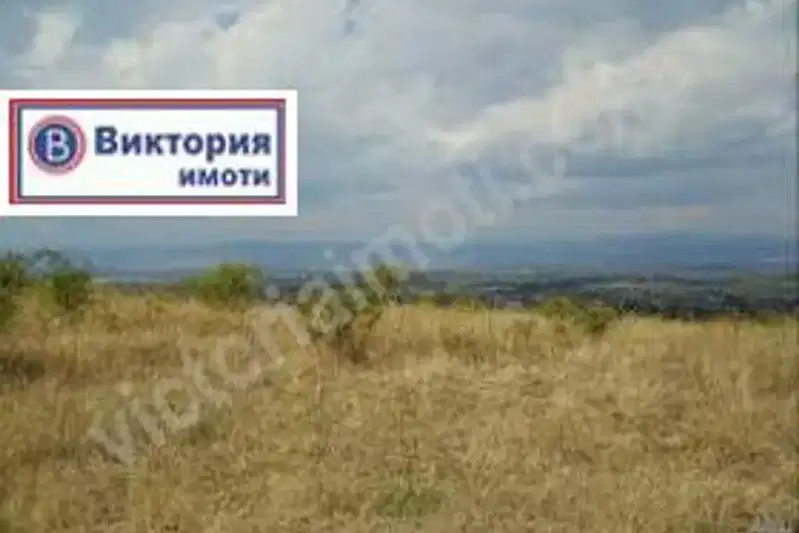 Парцел във Велико Търново, Картала