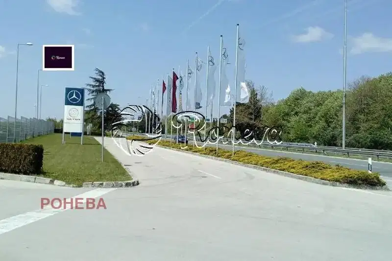 Парцел във Варна, Летище
