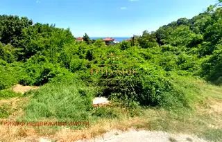 Парцел във Варна, м-т Ален мак