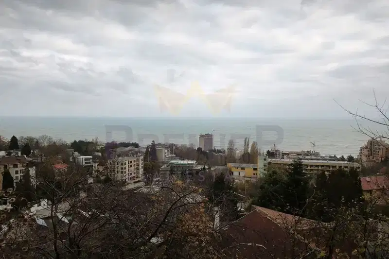 Plot in Varna, Alen Mak