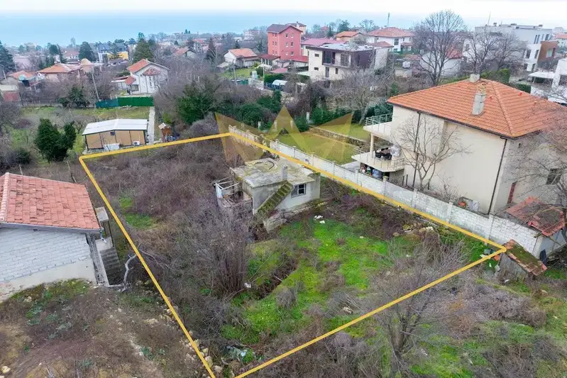 Парцел във Варна, м-т Ален мак