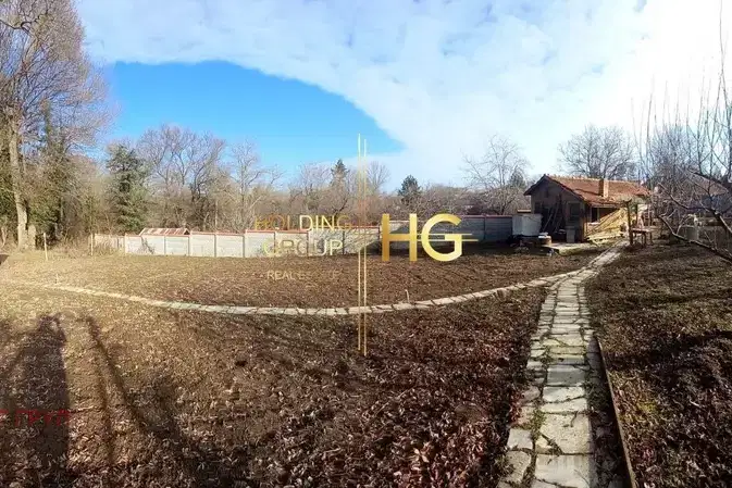Парцел във Варна, м-т Боровец - север