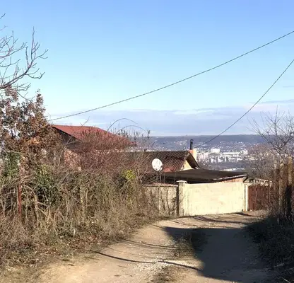 Снимка 4 — Парцел във Варна, м-т Боровец - север
