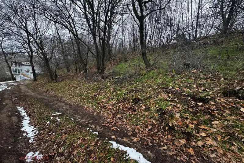 Парцел във Варна, м-т Боровец - юг