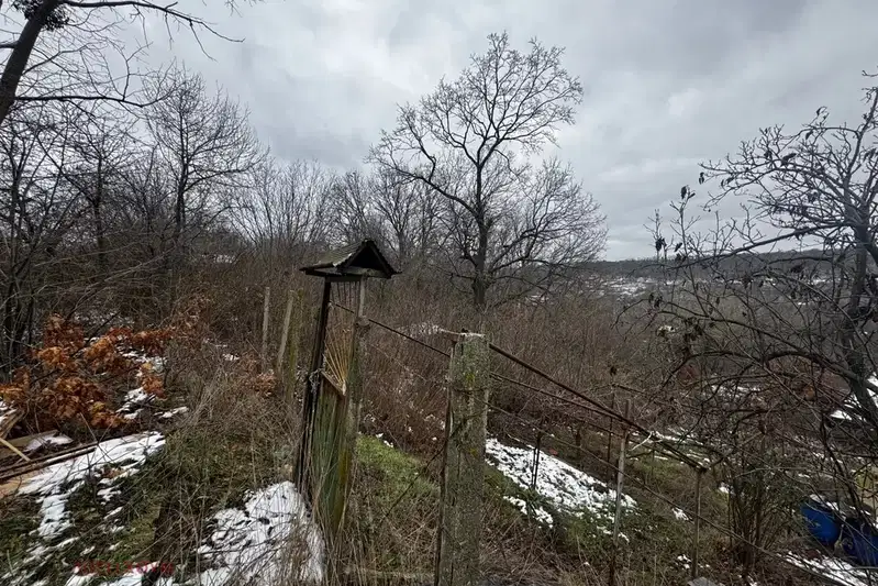 Парцел във Варна, м-т Боровец - юг
