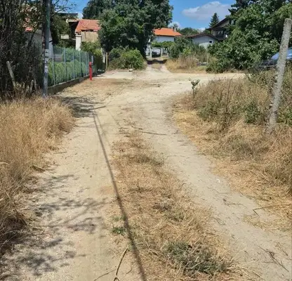 Снимка 2 — Парцел във Варна, м-т Боровец - юг