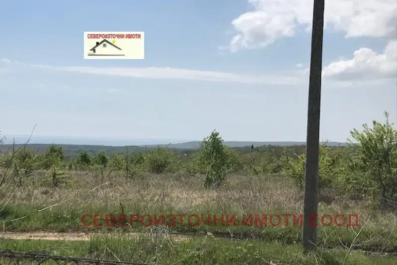 Парцел във Варна, м-т Боровец - юг