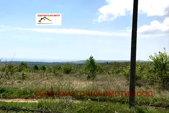 Парцел във Варна, м-т Боровец - юг