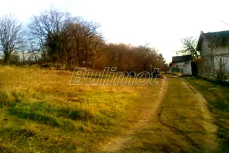 Парцел във Варна, м-т Боровец - юг