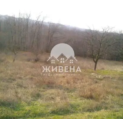 Снимка 2 — Парцел във Варна, м-т Боровец - юг