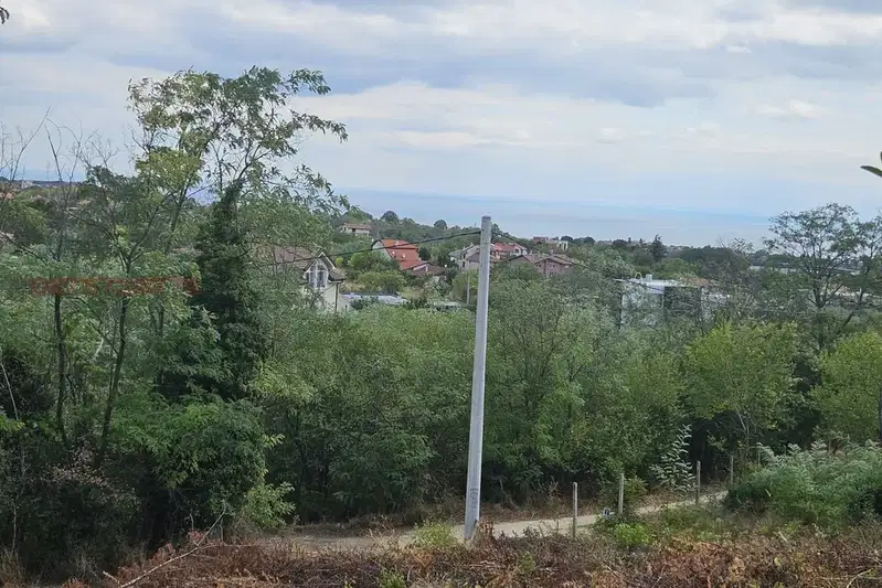 Парцел във Варна, м-т Горна Трака