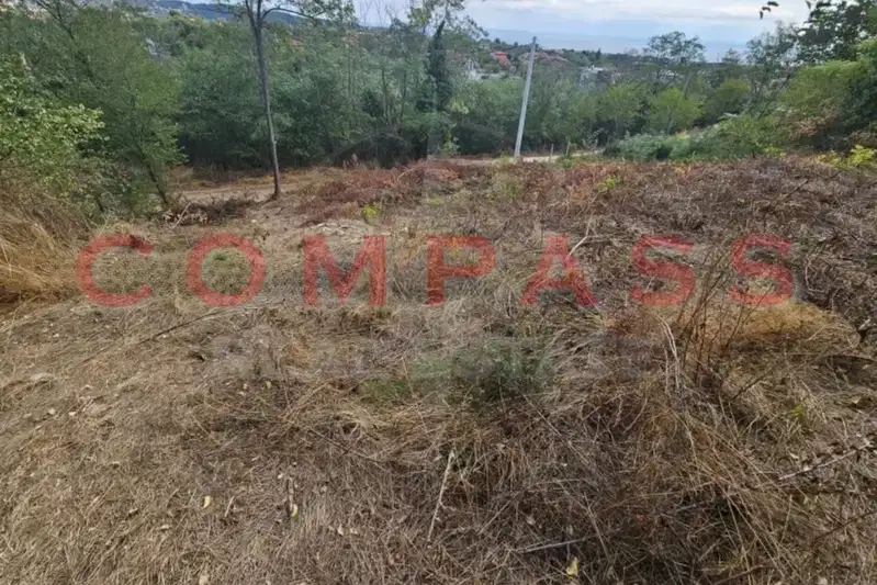 Парцел във Варна, м-т Горна Трака