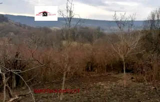 Парцел във Велико Търново, м-т Козлуджа
