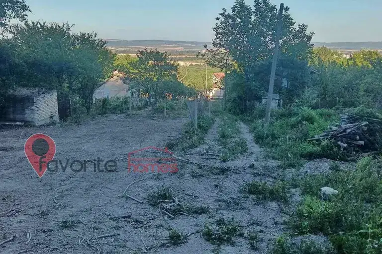 Парцел в Шумен, м-т Под Манастира