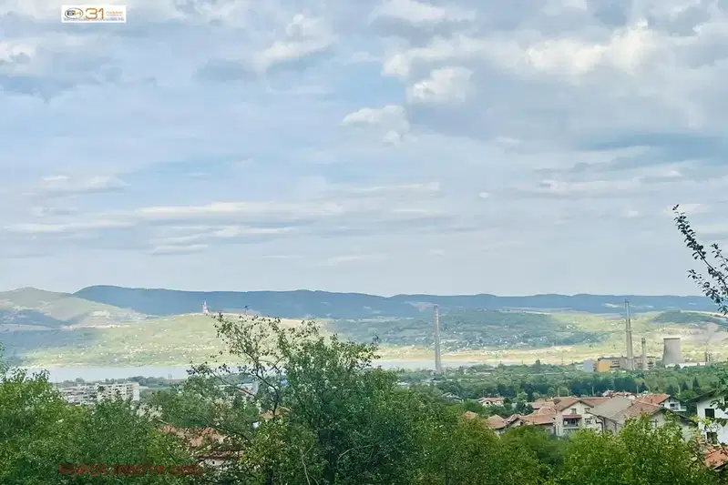 Парцел във Враца, Медковец