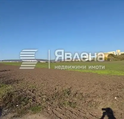 Photo 2 — Plot in Varna, Metro