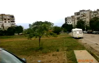 Парцел в Ловеч, Младост