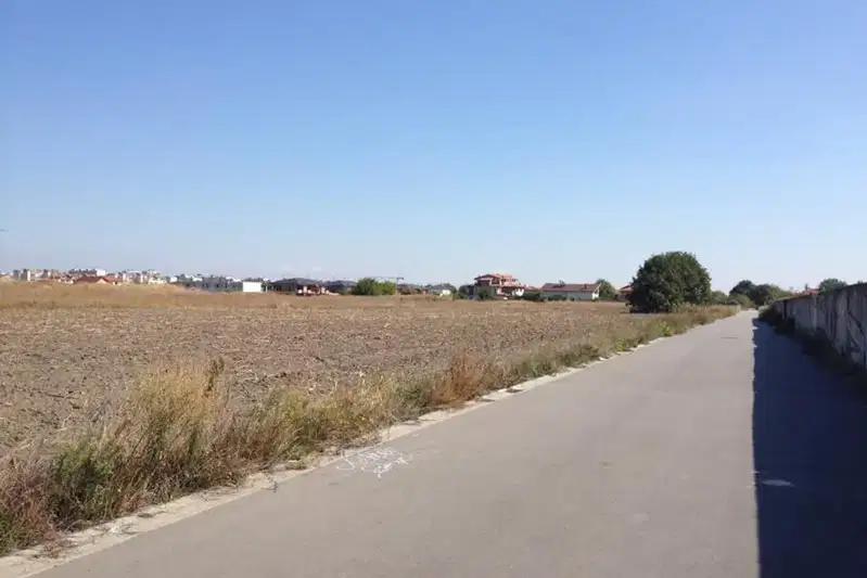 Парцел в Пловдив, Остромила