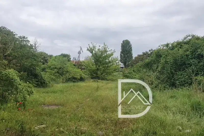 Plot in Varna, Ostrovna Promishlena Zona
