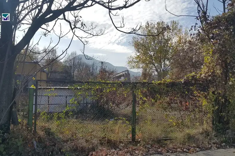 Plot in Vraca, Promishlena Zona