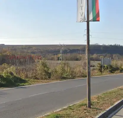 Снимка 3 — Парцел в Раз, Промишлена зона - Изток