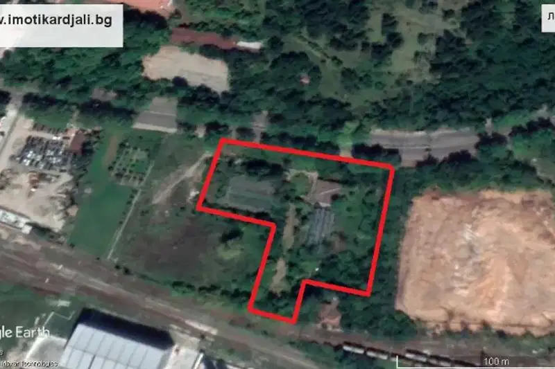 Plot in Kyrdjali, Promishlena Zona - Iztok