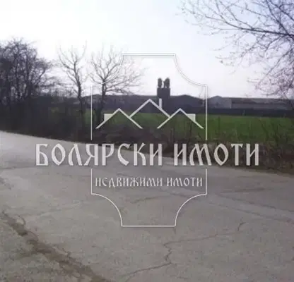 Снимка 2 — Парцел във Велико Търново, Промишлена зона - Запад