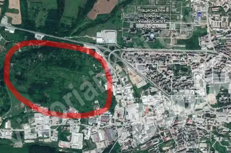 Парцел във Велико Търново, Промишлена зона - Запад