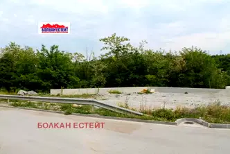 Парцел във Велико Търново, Промишлена зона - Запад