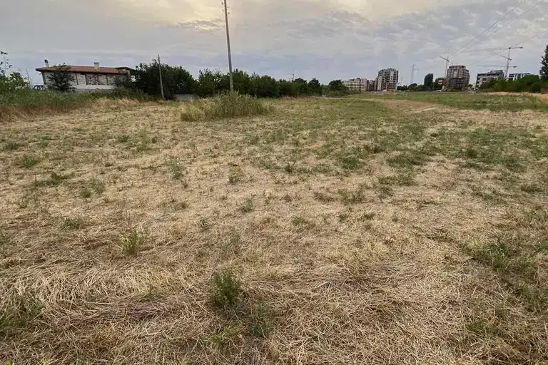 Парцел в Пловдив, Прослав