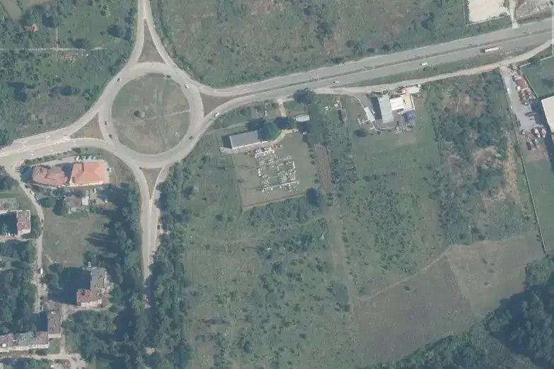 Парцел в Монтана, Пъстрина