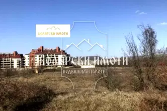 Парцел във Велико Търново, Света гора