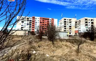 Парцел в Перник, Тева