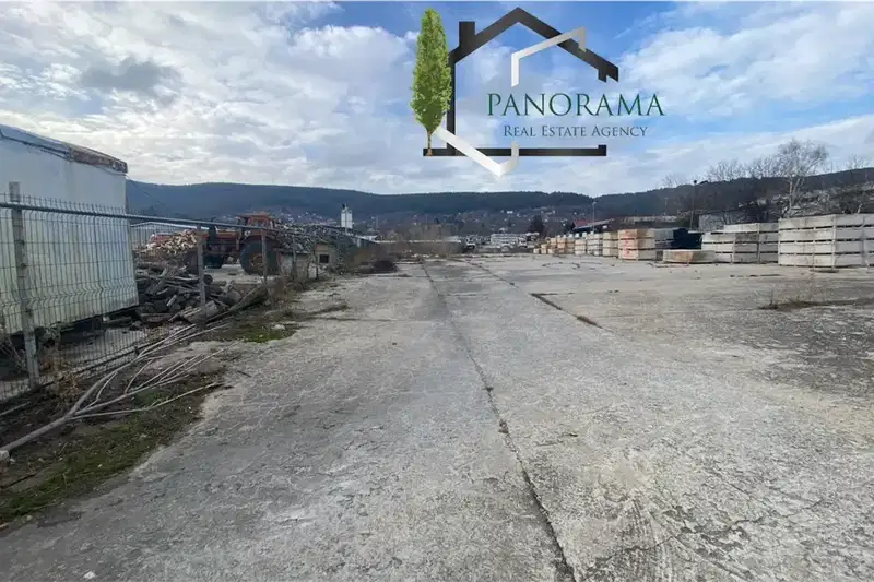Парцел в Шумен, Топхане