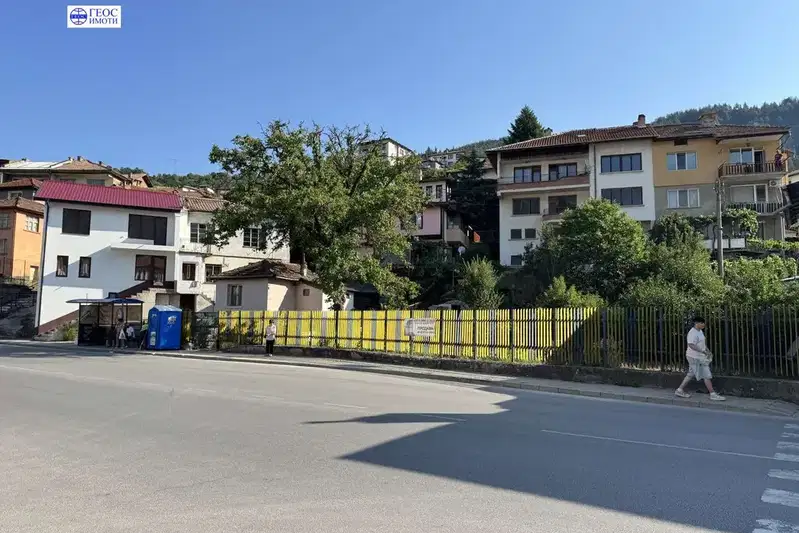 Plot in Smolyan, Ustovo