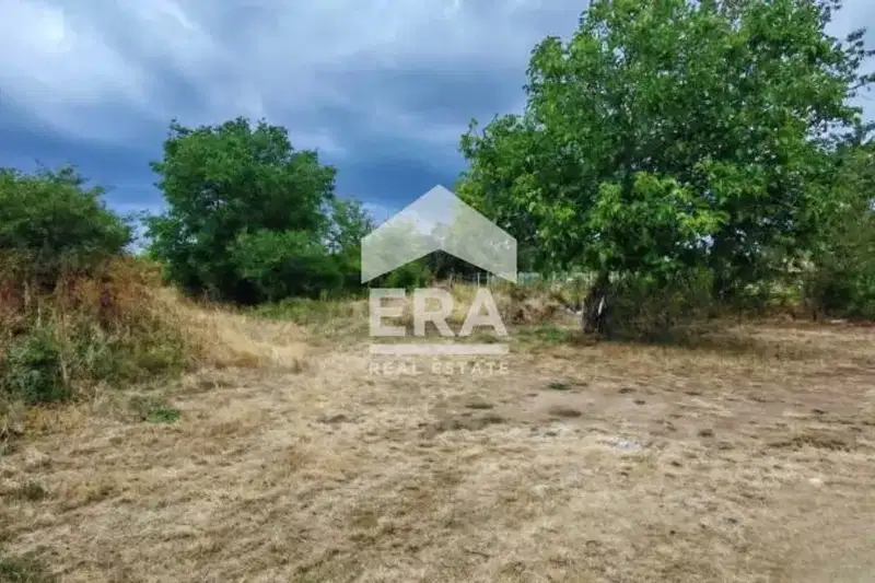 Парцел в Търговище, Вилна зона